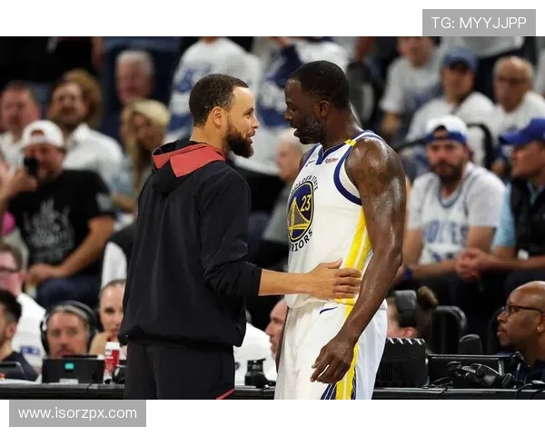 库里回忆首次遇科比肘击后投篮:那一刻是我的欢迎来到NBA时刻 库里回忆首次遇科比肘击后投篮:那一刻是我的欢迎来到NBA时刻